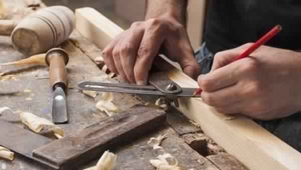 लचर सिस्टम की भेंट चढ़ते देश के शिल्पकार मजदूर