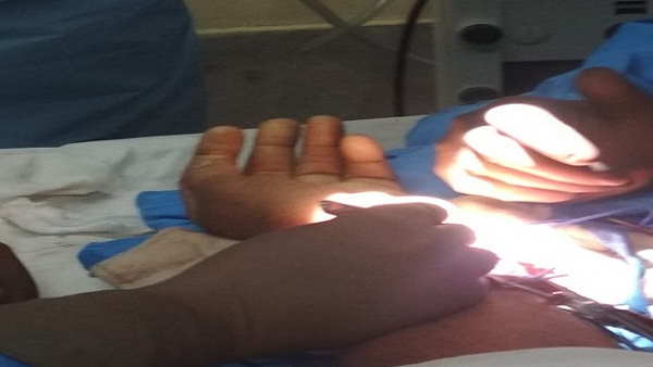 7 घंटे तक चला ऑपरेशन 7 घंटे तक चला ऑपरेशन