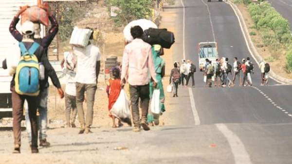 मजदूर ने खाना न मिलने पर की था शिकायत