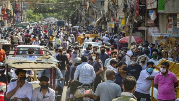 लॉकडाउन पर पानी न फेर दे शराब के ठेके खोलने की जल्दबाजी