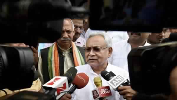 नीतीश को माननी पड़ी बात