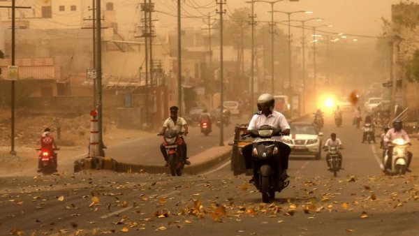 जबकि यहां बढ़ेगी गर्मी 