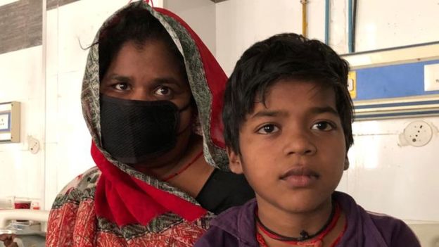 औरैया हादसा: मज़दूरों के शव भी मज़दूरों की तरह ही भेज दिए गए