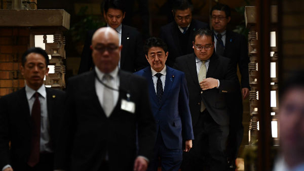 पांच मार्च को आबे ने की अहम मीटिंग पांच मार्च को आबे ने की अहम मीटिंग