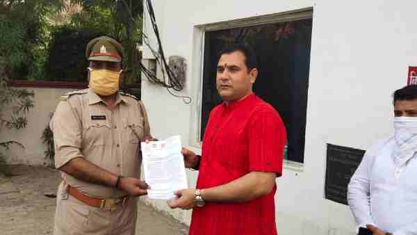 नंदकिशोर गुर्जन ने थाने में दी तहरीर