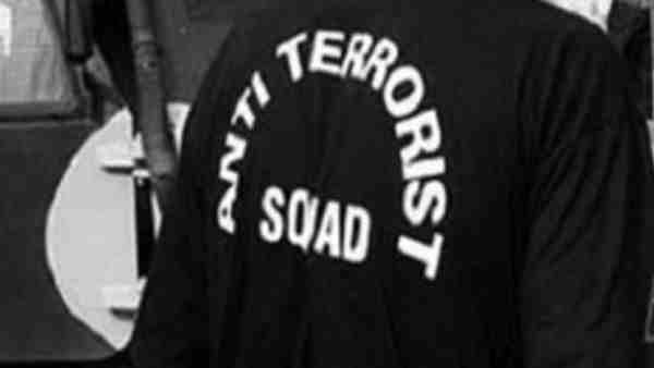 पहले बिहार से किया था एक शख्स को गिरफ्तार