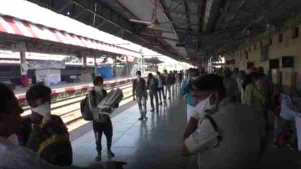 प्रिंटेड किया 685 रुपए लिए 900 रुपए