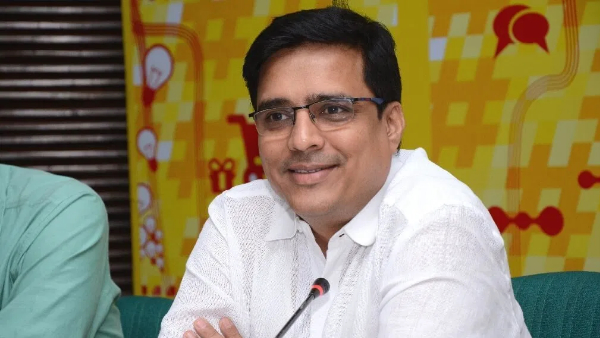 देश के नागरिकों को आना चाहिए आगे