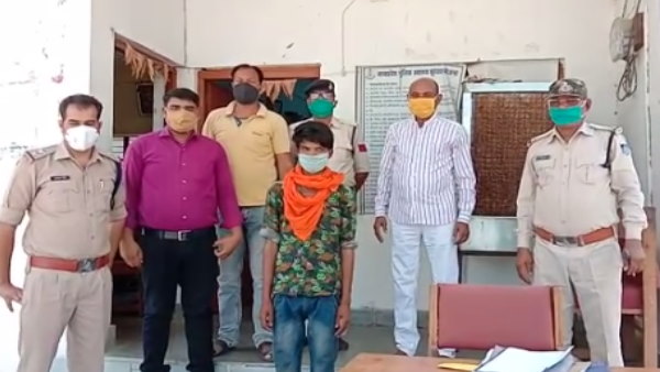 तेरहवीं की रस्म भी निभा दी थी तेरहवीं की रस्म भी निभा दी थी