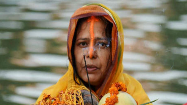 पत्नी होती है घर की लक्ष्मी, जो बदल देती है घर का भाग्य पत्नी होती है घर की लक्ष्मी, जो बदल देती है घर का भाग्य