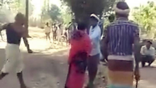 निर्ममता से पीटने का वायरल हो रहा वीडियो