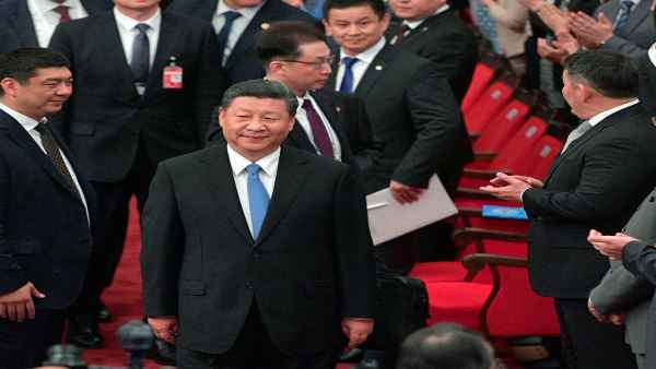 आक्रामक कूटनीति के आरोपों से इनकार