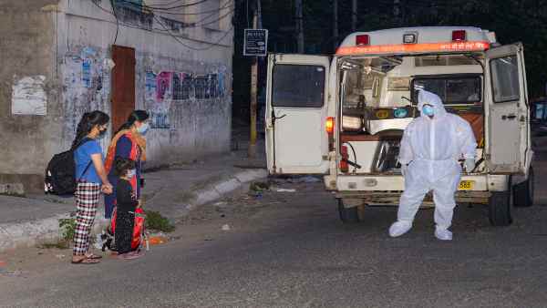 इन जिलों में केंद्र ने भेजी अपनी टीम इन जिलों में केंद्र ने भेजी अपनी टीम