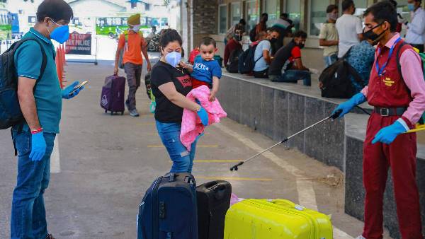 82370 मरीज अभी तक ठीक 82370 मरीज अभी तक ठीक