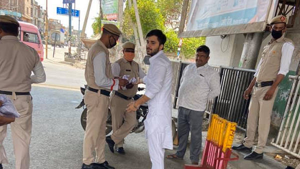 Corona warriors: Story of ASI ranveer Singh Man who suffering from kidney disease but on-duty in covid-19 lockdown