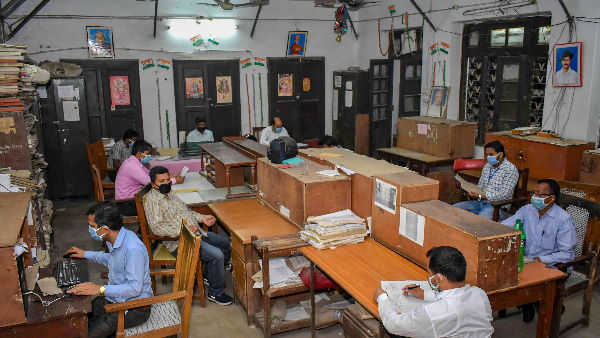 ऑफिस में इन बातों का रखना होगा ख्याल