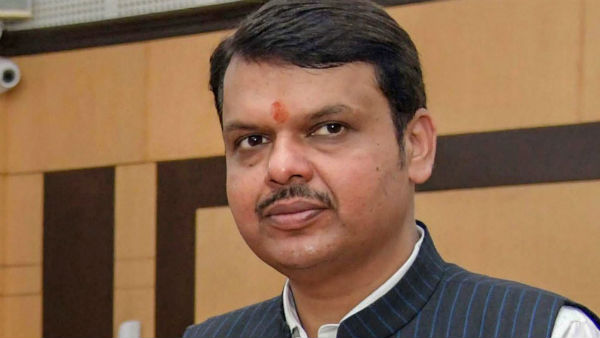 टाइमिंग पर खड़े हो रहे सवाल