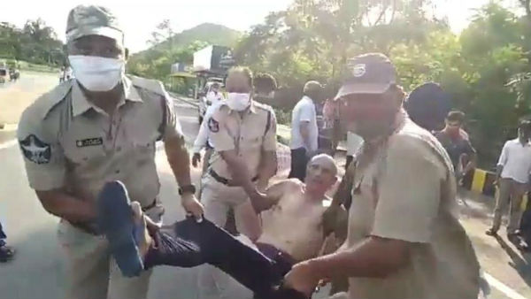 कपड़े उतारे, हाथ बांधा