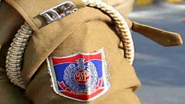 कोविड-19 टेस्ट के बाद दी गई थी आराम करने की सलाह