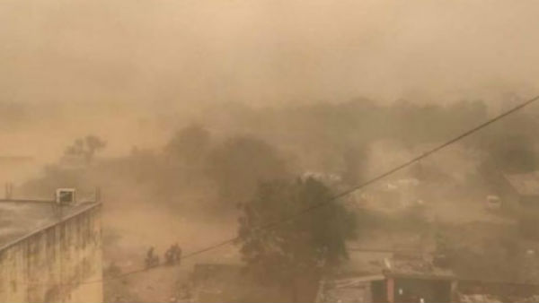 क्या होता है 'डस्ट स्टॉर्म' 