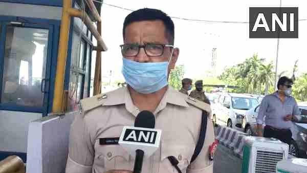 50 लोगों के खिलाफ दर्ज की FIR 50 लोगों के खिलाफ दर्ज की FIR