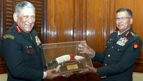 नेपाली रक्षा मंत्री ने दी लड़ाई की धमकी 