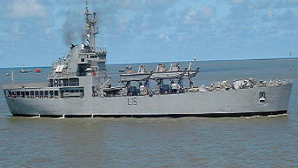 INS शार्दुल ने की मेडागास्‍कर की मदद