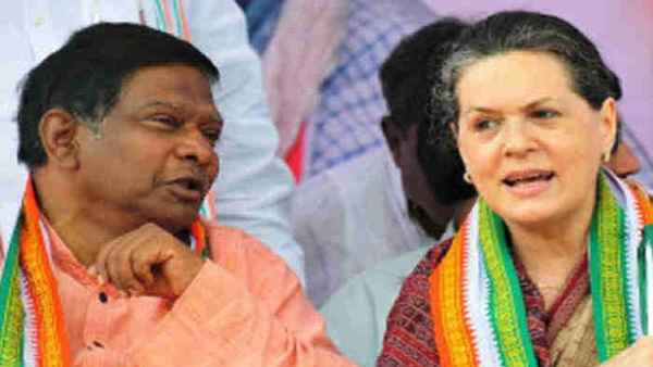 नौकरशाही से अचानक मारी राजनीति में एंट्री