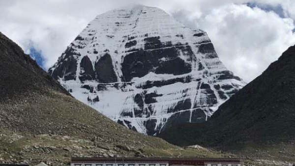 क्या है विवाद 