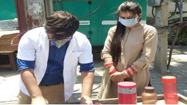 अस्‍पलाल प्रशासन ने सैलरी देने के बजाए लगाए ये आरोप 