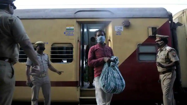 कर्नाटक से अब तक 9583 प्रवासी मजदूर भेजे जा चुके हैं