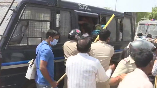 लॉकडाउन तोड़ने वालों के खिलाफ ड्रोन का इस्तेमाल