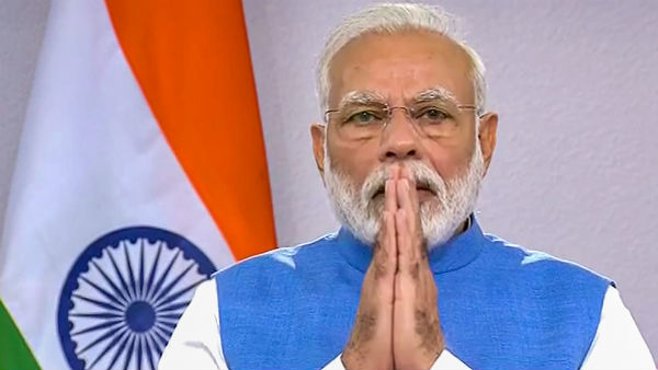 पीएम मोदी ने भी आत्‍मनिर्भरता की बात 