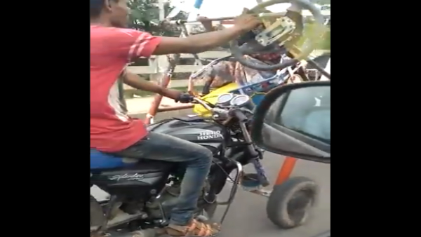 अनोखे जुगाड़ ने सबको चौंकाया