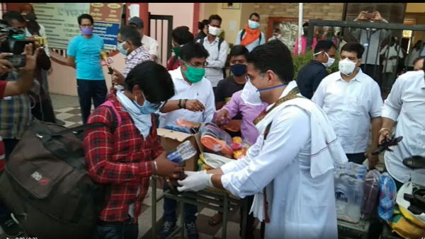 एकजुटता का परिचय देने की जरूरत