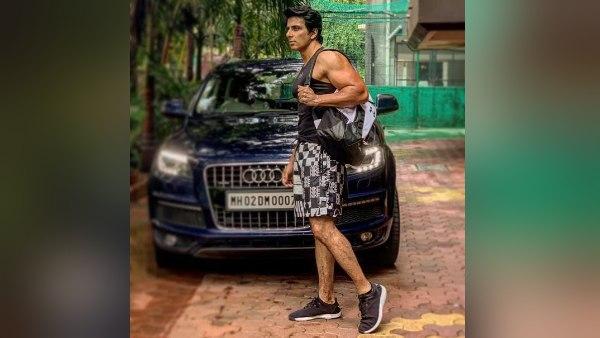 करोड़ों की कारों के मालिक 