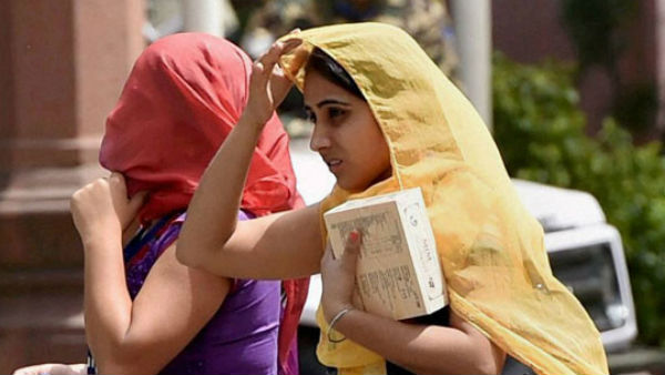 दिल्ली का पारा पहुंचा 47, लोग बेहाल