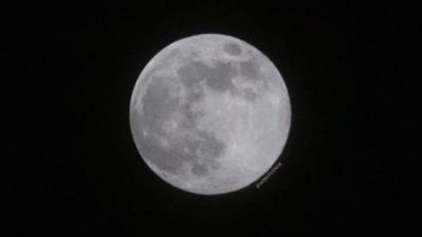 चांद का ज्यादातर हिस्सा रेगोलिथ से ढंका है चांद का ज्यादातर हिस्सा रेगोलिथ से ढंका है