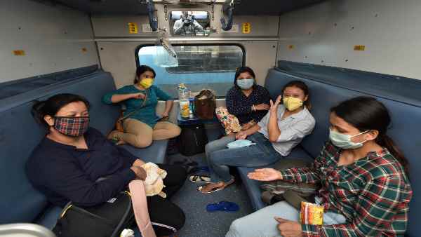 1 जून से चलेंगी 200 ट्रेनें 1 जून से चलेंगी 200 ट्रेनें