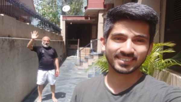 डॉक्टर किराएदार के लिए खाना बनाकर रखते हैं बुजुर्ग लैंडलॉर्ड