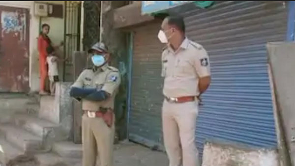 In gujarat, Two innocent baby killed by their own parents brutally In gujarat, Two innocent baby killed by their own parents brutally