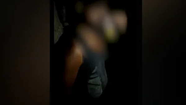 युवक को आपत्तिजनक हालत में पकड़ा