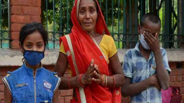ludhiana woman wander with children for money and train ludhiana woman wander with children for money and train