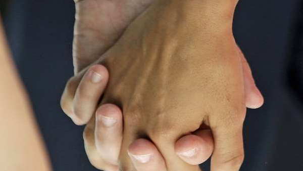 युवक ने बताया कि वह समलैंगिक है