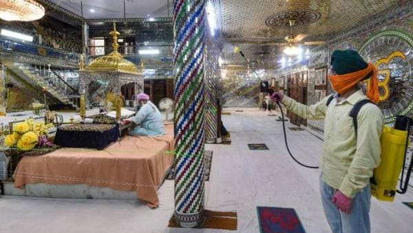 मंदिर में फॉलो करने होंगे नियम