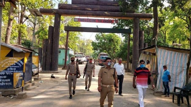 भारत-नेपाल विवाद: उत्तर प्रदेश से लगी सीमा पर क्या हो रहा है