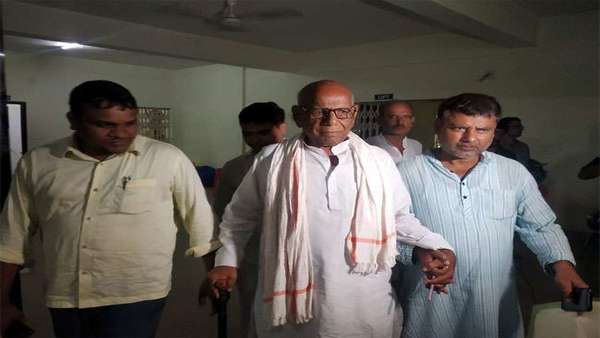 उदय नारायण राय ने लालू के लिए क्या किया ?