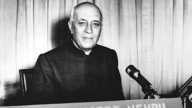 चीन से लड़ाई के बाद नेहरू को विपक्ष और कांग्रेसियों ने कैसे घेरा