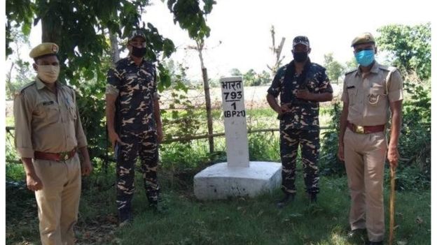 भारत-नेपाल विवाद: उत्तर प्रदेश से लगी सीमा पर क्या हो रहा है