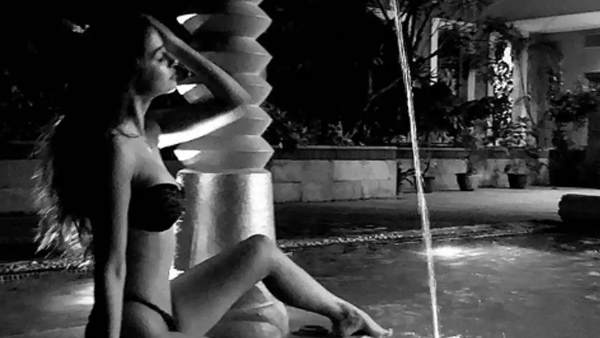 फिल्म 'मलंग' में था दिशा का हॉट अंदाज फिल्म 'मलंग' में था दिशा का हॉट अंदाज